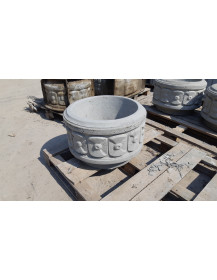 Квіткарка бетонна К-15 (70 кг 62*42)